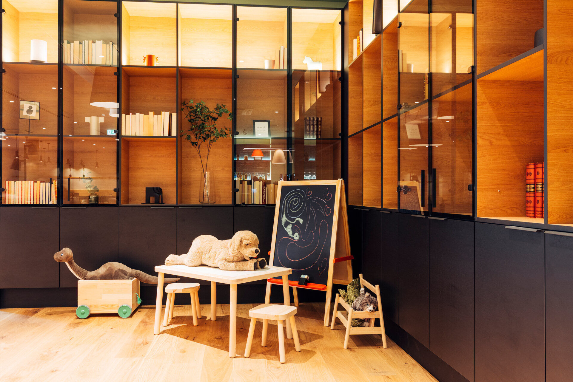 harryshome_23_villach_danielzangerl-_402